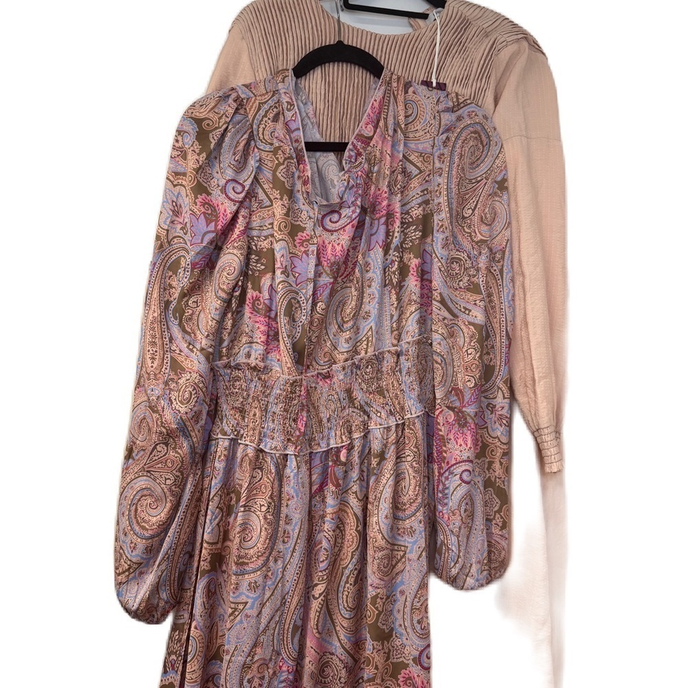Pink and Pasley NWT Long Sleeve Dress bundle bubble shoulder scrunch waist midi